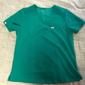 Green fig brand scrub top